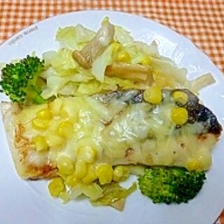 鮭と野菜のチーズ蒸し